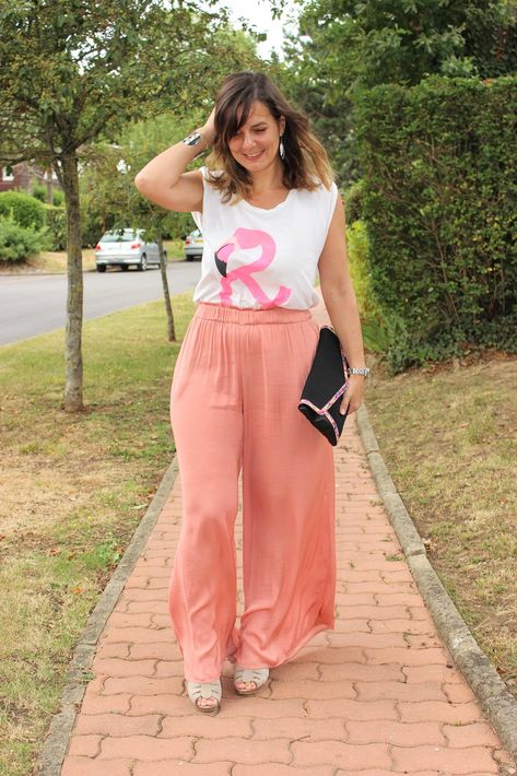 Comment porter le pantalon en été?  Pantalon Zara rose fluide Lovely Fashion, Beauty Lifestyle, Travel Blog, Harem Pants, Porter, Fashion Beauty, Ootd, Zara, Lifestyle