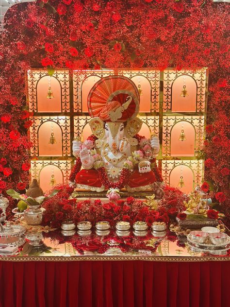 Ganpati Idol Decoration, House Mandir, Ganesh Ji Decoration, Ganpati Flower Decoration, Ganpati Backdrop, Bhagwan Ganesh, Gannu Bappa, Ganpati Bappa Decoration, Ganapati Decorations