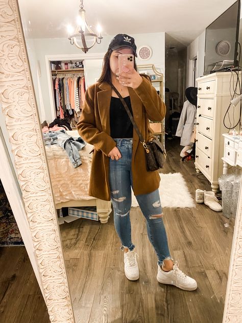 Fall Air Force 1 Outfit, Style Air Force 1 Women Outfit Casual, Nike Force Outfit Woman, Womens Airforce 1s Outfit, Styling White Air Force 1 Women, Platform Air Force 1 Outfit, Outfits With Nike Air Force 1 Women, Air Firce1 Outfit, How To Wear Air Force Ones Outfit Women