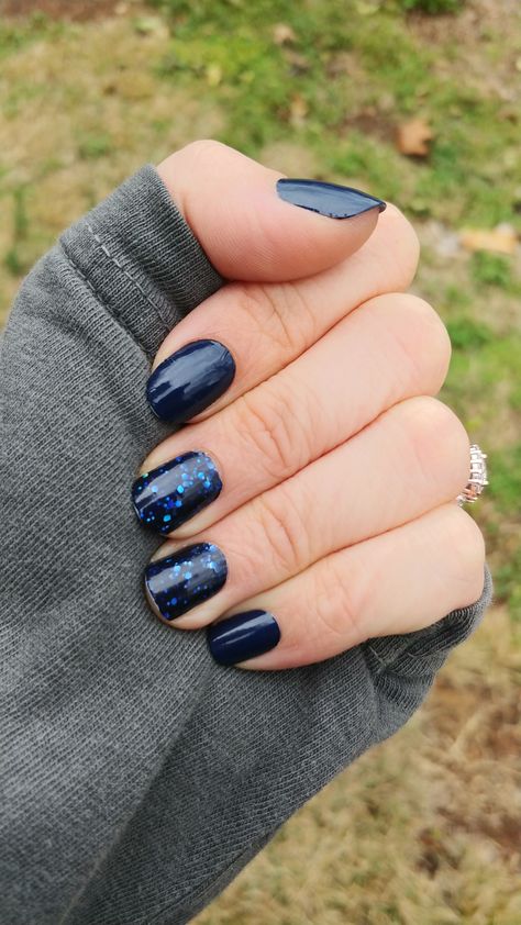 Us Navy Color Street Nails Combo, Color Street Us Navy, Color Street Full Sale Ahead, Nails Color Street, Nail Combos, Pedi Ideas, Nail Color Combos, Mixed Mani, Toe Nail Color