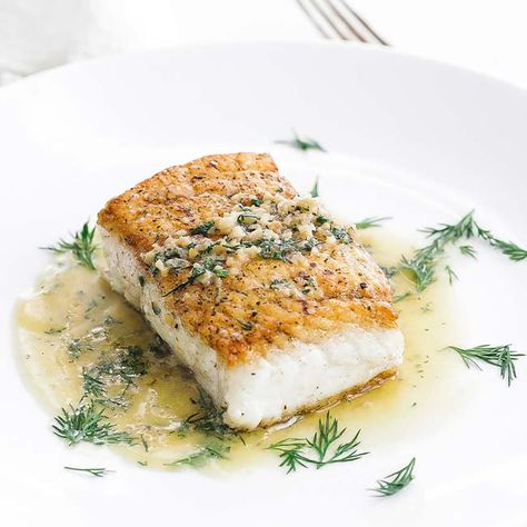 Fish With Dill Sauce, Halibut Sauce Recipes, Lemon Halibut Recipes, Fresh Halibut Recipes, Halibut Recipes Pan Seared, Seared Halibut Recipes, Halibut Dishes, Sauce For Halibut, Lemon Butter Dill Sauce