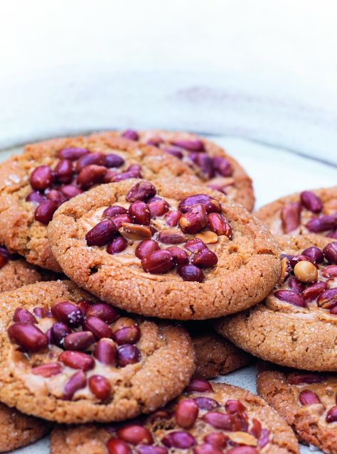 Nancy Silverton's Life-Changing Peanut Butter Cookies — Saveur Nancy Silverton Peanut Butter Cookies, Nancy Silverton Recipes, Nancy Silverton, Skippy Peanut Butter, Brownie Trifle, Best Peanut Butter Cookies, Peanut Cookies, Best Peanut Butter, Flaky Salt