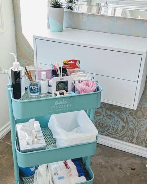 Wax Trolley Set Up, Esthetician Room Ideas, Ideas Decoracion Salon, Lash Room Ideas, Lash Room Decor, Home Beauty Salon, Esthetician Room Decor, Shelf Decor Bedroom, N Love