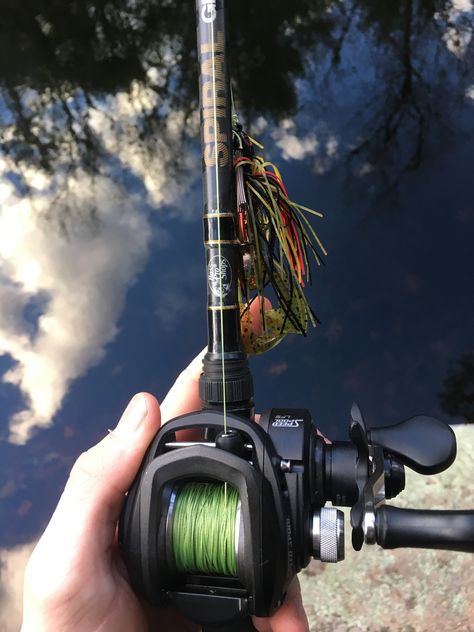 Lew's Speed Spool LFS Baitcast Reel with braided line on a BassProShops Rod! Baitcaster Reels, Fishing Stuff, Braided Line, Right Hand, Fishing, Fish, Sports, Quick Saves