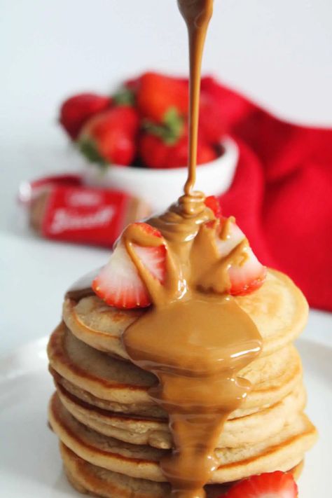 Lotus Biscoff Pancakes - The Six Figure Dish Cookie Butter Pancakes, Biscoff Sauce Recipe, Biscoff Pancakes, Homemade Cookie Butter, Fruit Crush, Biscoff Recipes, Butter Pancakes, Homemade Strawberry Sauce, Sprinkles Recipe