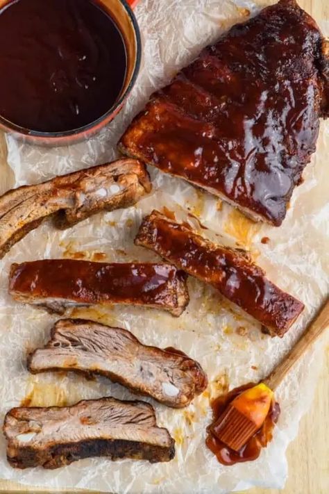 These Honey BBQ Ribs are fall off the bone delicious and even better they are ribs in the oven!  Easy to make, and even easier to eat! Bbq Crockpot Recipes, Honey Bbq Ribs, Barbecue Sauce For Ribs, Crockpot Bbq Ribs, Top Round Roast Beef, Top Round Roast, Oven Pork Ribs, Honey Garlic Ribs, Ribs In The Oven