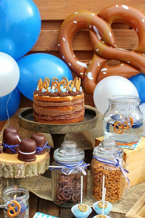 Oktoberfest Centerpieces, Chocolate Covered Pretzels Recipe, Octoberfest Party, Brunch Party Decorations, Octoberfest Food, October Fest, Dinner Party Summer, Oktoberfest Party, Pretzels Recipe