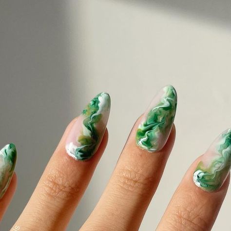 Pickle Nail Art, Green Blooming Gel Nails, Pickle Nails, Fern Nails, Plant Nail Art, Plant Nails, Blooming Gel Nails, Blooming Nails, Uñas Aesthetic