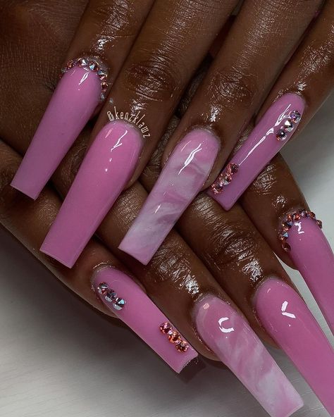 Pink Acrylic Nail Designs, Marble Acrylic Nails, Curved Nails, Marble Nail Designs, Acrylic Toe Nails, Marble Nail, Dope Nail Designs, Long Square Acrylic Nails, Pink Nail Designs