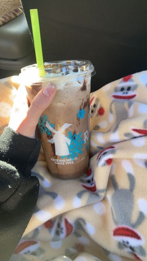 Dutch Bros Christmas Drinks, Dutch Bros Aesthetic, Dutch Bros Drinks, Dutch Bros, Winter Drinks, Aesthetic Coffee, Christmas Drinks, Christmas Aesthetic, Fun Drinks