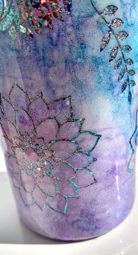 Alcohol Ink Tumbler Ideas, Peekaboo Tumbler, Mod Melts, Alcohol Ink Tumbler, Yeti Cup Designs, Guy Gifts, Glitter Tumbler Cups, Custom Tumbler Cups, Tumbler Cups Diy