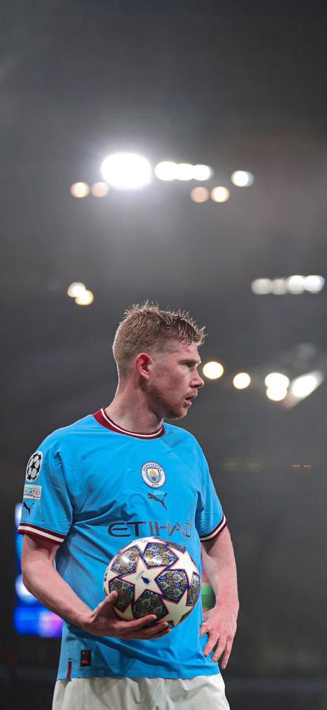 Kdb Man City Wallpaper, Man City Team, Manchester City Logo, Soccer Wallpaper, Soccer Images, Milan Wallpaper, Manchester City Wallpaper, Football Players Photos, Spiderman Coloring