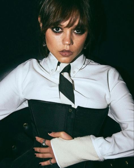 Cute Gay Stories, Alternative Subcultures, Women Necktie, Jen Jen, Film Red, Lauren Cohan, Human Poses, Wednesday Addams, Jenna Ortega