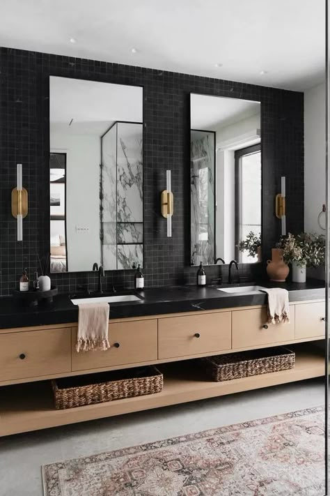 29 Black Bathrooms for an Ultra Chic Oasis Leclair Decor, Interior Design Per La Casa, Primary Bathroom, Primary Bath, Design Del Prodotto, Bathroom Inspo, House Bathroom, Bathroom Reno, Black Bathroom