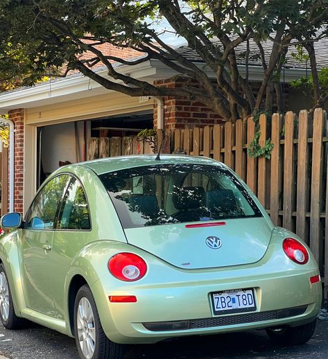 Green Slug Bug, Slug Bug Car, Green Volkswagen Beetle, Slug Bug, Vw New Beetle, Bug Car, Volkswagen New Beetle, Beetle Car, Cinderella Story