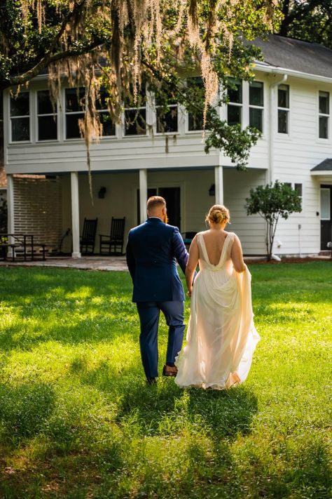 Airbnb Wedding Venues South Carolina | Shopping guide + Directory » StoryBright Films Airbnb Wedding Venues, Wedding Venues South Carolina, Coastal Wedding Venues, Hilton Head South Carolina, Bluffton South Carolina, Best Airbnb, Airbnb Wedding, All Inclusive Wedding Packages, North Carolina Beaches