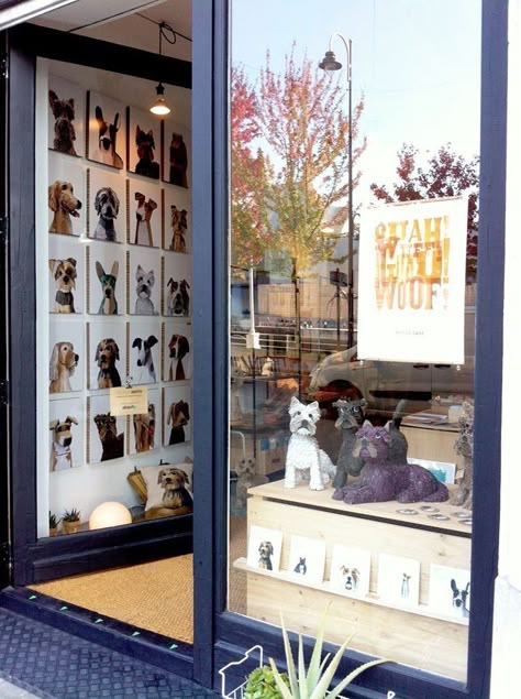 Pet Shop Design Interior, Grooming Salon Ideas, Dog Grooming Salon Ideas, Dog Grooming Salon Decor, Dog Boutique Ideas, Aesthetic Cat Tattoo, Dog Boarding Ideas, Dog Daycare Business, Wallpaper Dog Aesthetic