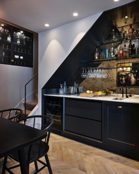 Ready for the long weekend? Time for quick look at our handcrafted bar - featuring bespoke Teddy Edwards cabinets. If you would like to learn more about our bespoke range click the link in our bio 🔗 #teddyedwardsfurniture #bespokefurniture #homebar #bespokebar #kitchenarchitecture Bar Under Stairs, Kitchen Under Stairs, تحت الدرج, Kitchen Architecture, French Farmhouse Kitchen, Mews House, Home Bar Designs, Kitchen Family Rooms, Bar Room