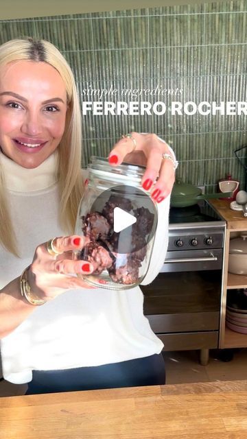 Aleksandra Macris on Instagram: "Ferrero Rocher (recipe adjusted for 10 pieces)  100gr hazelnut butter 2 heaped tbsp good quality cocoa powder  200ml caramel (blend 10 soaked medjool dates, 1 tbsp real vanilla extract, 50ml melted coconut oil) 2 puffed lentil cakes (optional, can replace with 1 whole roasted hazelnut in each)   For the coating 50g dark chocolate melted with 1.5 tbsp coconut oil 50g chopped hazelnuts   See reel for method.   They keep well in an airtight jar for a week.   I hope you love them as much as we do!" Chocolate Made With Coconut Oil, Coconut Oil Chocolates, Melting Chocolate With Coconut Oil, Medjool Date Caramel, Peanut Butter Filled Dates, Lentil Cakes, Healthy Candy Recipes, Lentil Cake, Real Vanilla