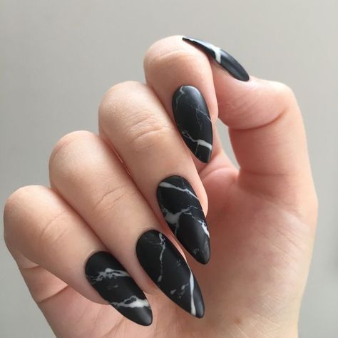 Marble Nails Matte, White Marble Nails, Black Marble Nails, Matte Black Nails, Nails Matte, Black Nail Designs, Cute Gel Nails, Nail Buffer, Pretty Nail Art