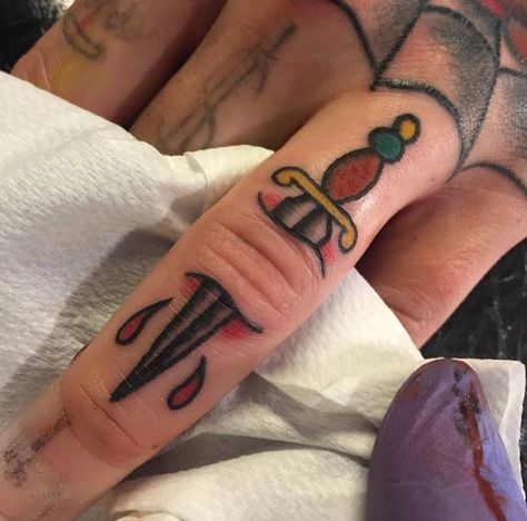 The 100 Best Finger Tattoos for Men | Improb Acab Tattoo, People With Tattoos, Cool Finger Tattoos, Tato Flash, Small Finger Tattoos, Knife Tattoo, Finger Tats, Awesome Tattoo, Scary Tattoos