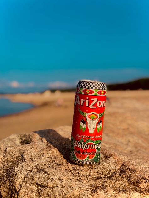 #drinks #arizona. #watermelon Watermelon Arizona, Arizona Bebida, Arizona Watermelon, Arizona Drink, Beverage Design, Berry Drinks, Starbucks Drinks, Arizona Tea, Red Berries