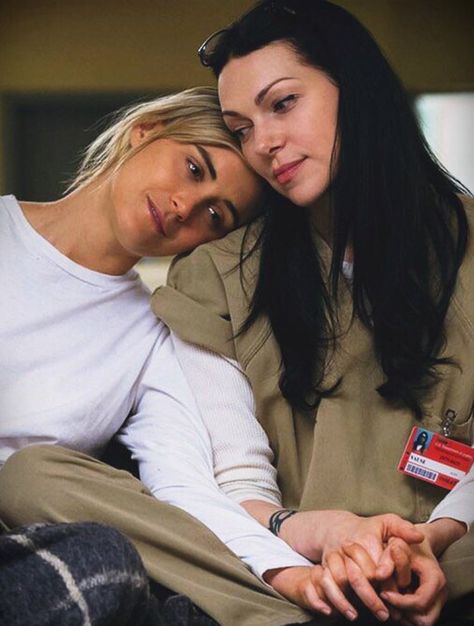 tão lindas Piper Chapman, Alex And Piper, Alex Vause, Best Tv Couples, Taylor Schilling, Laura Prepon, Tv Couples, Orange Is The New, Orange Is The New Black