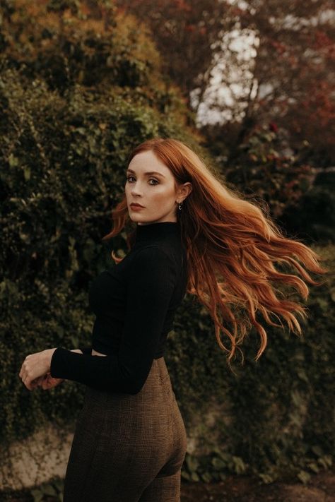 Danielle Victoria — Autumnal Danielle Perry, Autumn Photography Portrait, Danielle Victoria, Outdoor Portrait Photography, Fall Shoot, Fall Portraits, Redhead Models, Ginger Women, Beautiful Red Hair