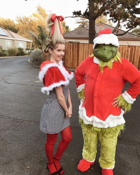 Cindy Lou who and the grinch Adult Cindy Lou Who Costume, Cindy Loo Hoo Costume, Grinch And Cindy Lou Costume, Cindy Lou Who Costume Diy Women, Cindy Lou Who Outfit, Who From Whoville Costume, Cindy Lou Costume, Cindy Lu, Grinch Outfit