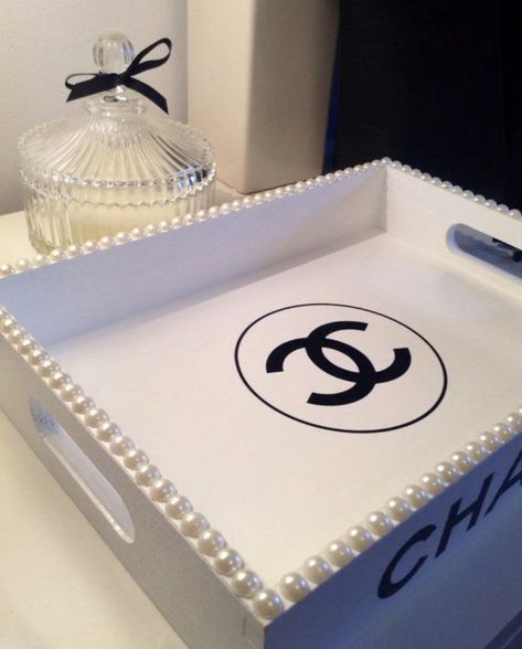 Chanel Bedroom, Chanel Room, Chanel Birthday Party, Chanel Birthday, Chanel Decor, Chanel Party, Glamour Decor, Chanel Inspired, Glam Room