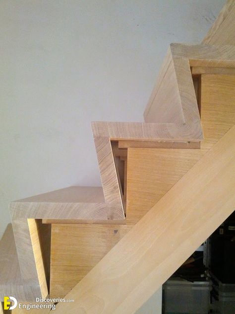 Wooden Staircase Design, Loft Staircase, Store Shelves Design, Wooden Staircase, Construction Engineering, Building Stairs, Stairs Design Modern, Stairway Design, Construction Diy