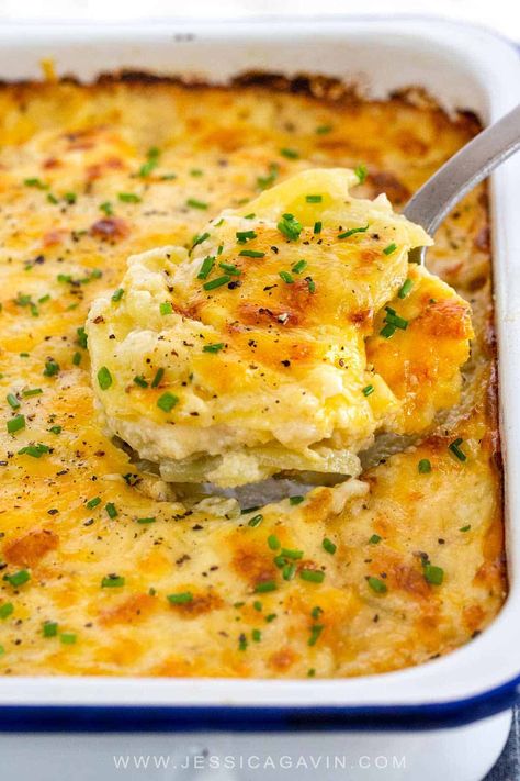 Panini Recipes Chicken, Potatoes Casserole, Au Gratin Potato Recipes, Gratin Potatoes, Au Gratin Recipes, Recipe Potato, Easter Side Dishes, Potatoes Au Gratin, Clam Recipes