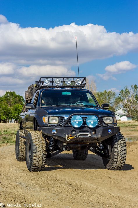 Long Travel 4runner, Offroad Trucks 4x4, Tacoma Bumper, Toyota Runner, Toyota Offroad, Tacoma Off Road, 2002 Toyota Tacoma, Extreme 4x4, Hilux 4x4