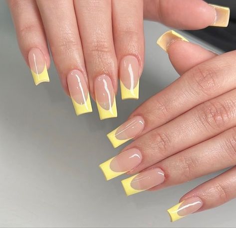 Yellow French Tip Nails Coffin, Yellow French Tip Nails With Flower, Yellow Coffin Nail Ideas, Yellow Square Acrylic Nails, Yellow French Nails, Yellow Coffin Nails, Yellow French Tip Nails, Summer Yellow Nails, Yellow French Tips