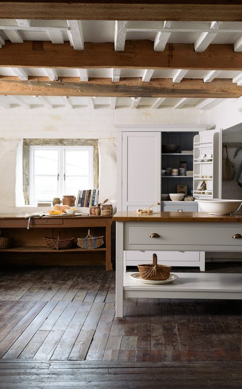 Our Classic English furniture is truly bespoke, Georgian in style and skillfully crafted by our wonderful team here in Leicestershire, England. Unfitted Kitchen, Devol Kitchens, English Kitchens, Freestanding Kitchen, Wooden Floors, Kitchen Farmhouse, Bespoke Kitchens, Country House Decor, Wood Flooring