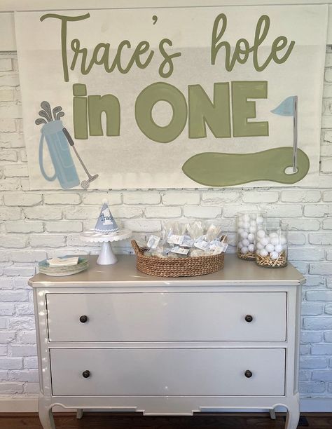 Hole In One First Birthday Table Decor, Hole In One First Birthday Masters, Hole In One Backdrop, Hole In One First Birthday Food, Golf First Birthday Party, Hole In One First Birthday, Golf First Birthday, Birthday Painting, Golf Birthday Party