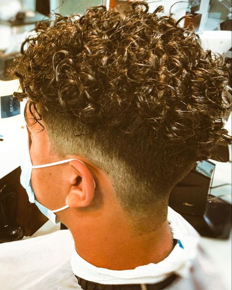 Short Hair Perm Choose your service and book your appoinment now at GQ Men’s Hair Lounge Dubai. Men’s Perm Hairstyles, Perm On Guys, Short Curly Hair For Men, Men’s Perm Hair, Mens Perm Fade, Tight Perm Men, Boy Perms Curly Hair, Male Perm Hairstyles, Perm Haircut Men