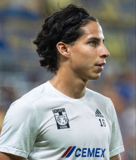 diego lainez Diego Lainez Pfp, Mason Themes, Mexico Team, Mexico National Team, Danny Ocean, Soccer Boyfriend, Football Boyfriend, Soccer Boys, Cute Celebrity Guys