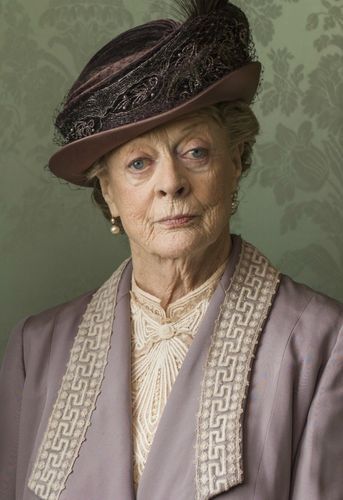 Maggie Smith Downton Abbey, Downton Abbey Quotes, Downton Abbey Costumes, Downton Abbey Movie, Lady Violet, Toby Stephens, Dowager Countess, Downton Abbey Fashion, Highclere Castle