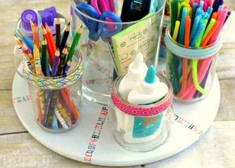 homework-station-turntable-horizontal Lazy Susan Organization Ideas, Diy Locker Decor, Locker Decorations Diy, Homework Caddy, Homework Hacks, Cleaning Supplies Caddy, Cooking Station, School Hacks Diy, Lazy Susan Organization