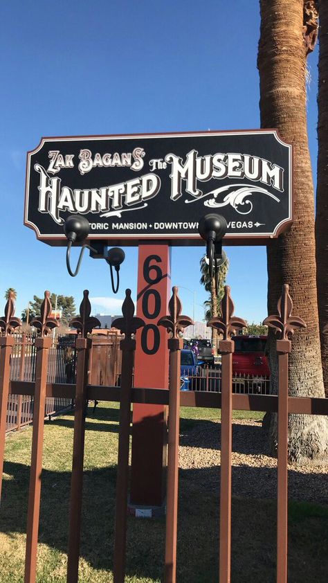 Zak Bagans haunted museum -- went there October '17 shortly after it first opened - so worth it! SO much to see/look at!!! Haunted Museum Aesthetic, Zak Bagans Haunted Museum, Zac Bagans, Ghost Adventures Funny, Haunted Museum, Vegas 2023, Ghost Adventures Zak Bagans, Dark Tourism, Museums In Las Vegas