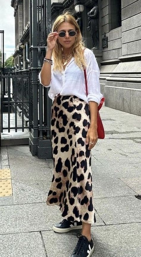 Printed Midi Skirt Outfit, Animal Print Skirt Outfit, Olivia Dunne, Gala Outfits, Printed Skirt Outfit, Coachella Outfits, Met Gala Outfits, Leopard Print Outfits, Rose Parade