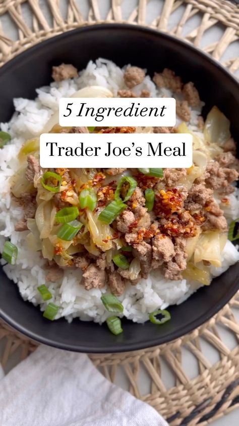 Anna Lisa | Trader Joes 5 Items or Less Recipes | Make this easy 5 Ingredient Trader Joe’s meal done in 20 min Serves 3-4 Ingredients Ground turkey 1/4 cup Coconut Aminos 1 package… | Instagram Garlicky Cabbage, Trader Joes Recipes, Coconut Aminos, Jasmine Rice, Trader Joe’s, Trader Joe, 5 Ingredient, Ground Turkey, Trader Joes