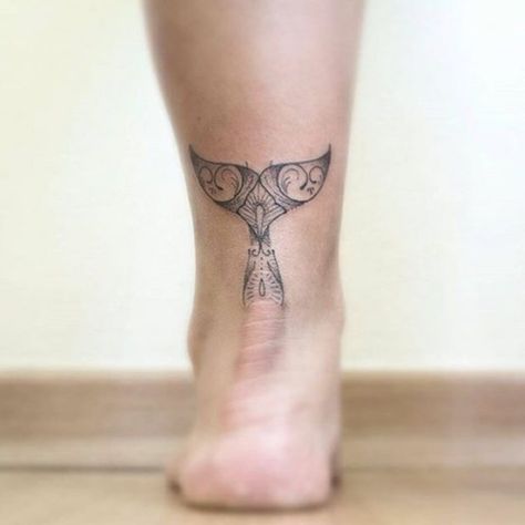 Rare Tattoo, Hai Tattoo, Shark Tattoo, Foot Tattoos For Women, Shark Tattoos, Cat Tattoos, Tattoos Geometric, Inspiration Tattoos, Mermaid Tattoos