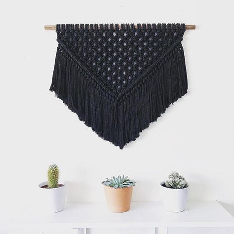 Black And White Macrame, Braiding Rope, Black Macrame Wall Hanging, Bohemian Diy, Black Wall Decor, The Color Black, Rainbow Macrame, Black Macrame, Macrame Wall Decor