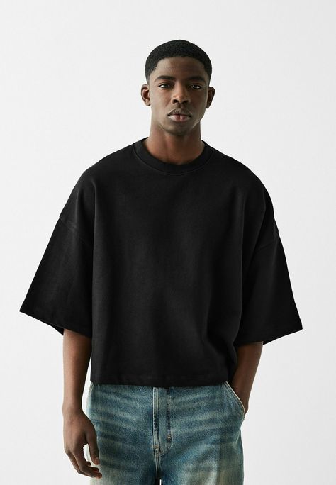 Bershka Navadna majica - black Cropped Tshirt, Cropped Shirts, Crop Tshirt, Crop Shirt, Black Men, Black Shirt, T-shirt, T Shirts, T Shirt