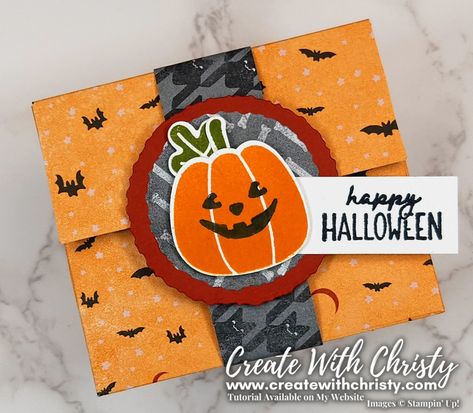 12 Weeks of Fall & Halloween 2023 - Week #4 [Create With Christy] Halloween Candy Crafts, Halloween Treat Bags Diy, Halloween Treat Holders, Diy Crafts Tutorials, Fall Paper Crafts, Christmas Treats Holders, Halloween Treat Boxes, Halloween And Fall, Treat Holders