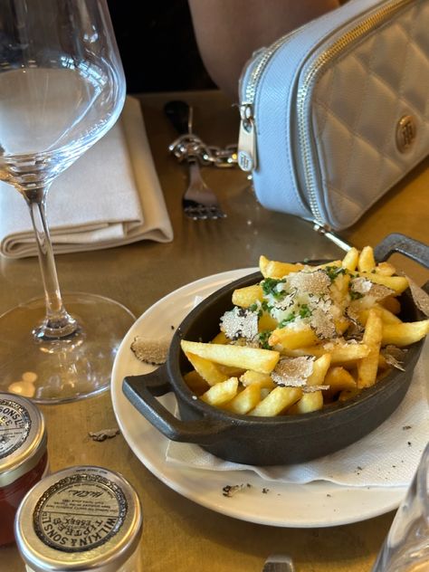 #truffles #parmesan #fries #aesthetic #food #aesthetic #sides #italian #aubaineselfridges #london Fries Aesthetic, Italian Fries, Parmesan Fries, Aesthetic Food, Truffles, Parmesan, California, London, Quick Saves