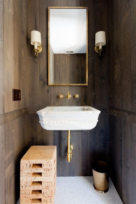 Lodge Bathroom, Rustic Bathroom Ideas, Screening Room, Ski Chalets, Dressing Table Vanity, Wood Beam Ceiling, Room Screen, Rustic Bathrooms, Country Homes