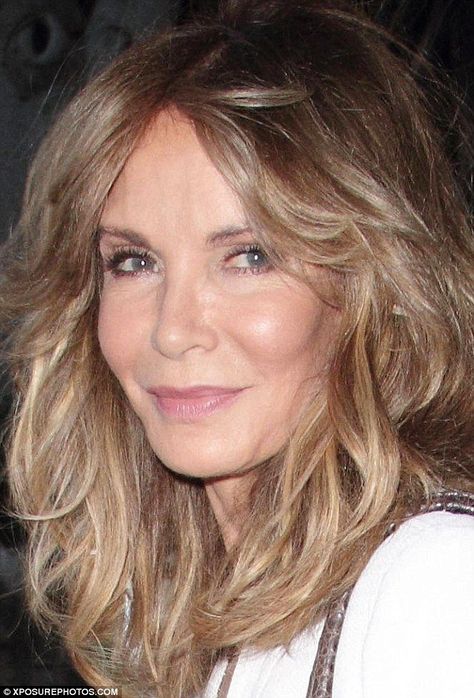 Ageless beauty! Jaclyn Smith, 70, appeared more youthful than most women decades younger than her as she dined at Madeo restaurant in West Hollywood on Wednesday #Ageless #beauties #glowingskin #age #gracefully #agegracefully #softskin #gorgeous Ageless Style Over 70, Red Haired Actresses, Wrinkle Skin Care, 60 Year Old Woman, Anti Wrinkle Skin Care, Skin Care Wrinkles, Jaclyn Smith, Ageless Style, Ageless Beauty